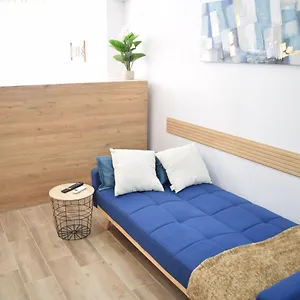 https://aloe-studio-by-holiday-homes-mlaga.1costadelsol.com